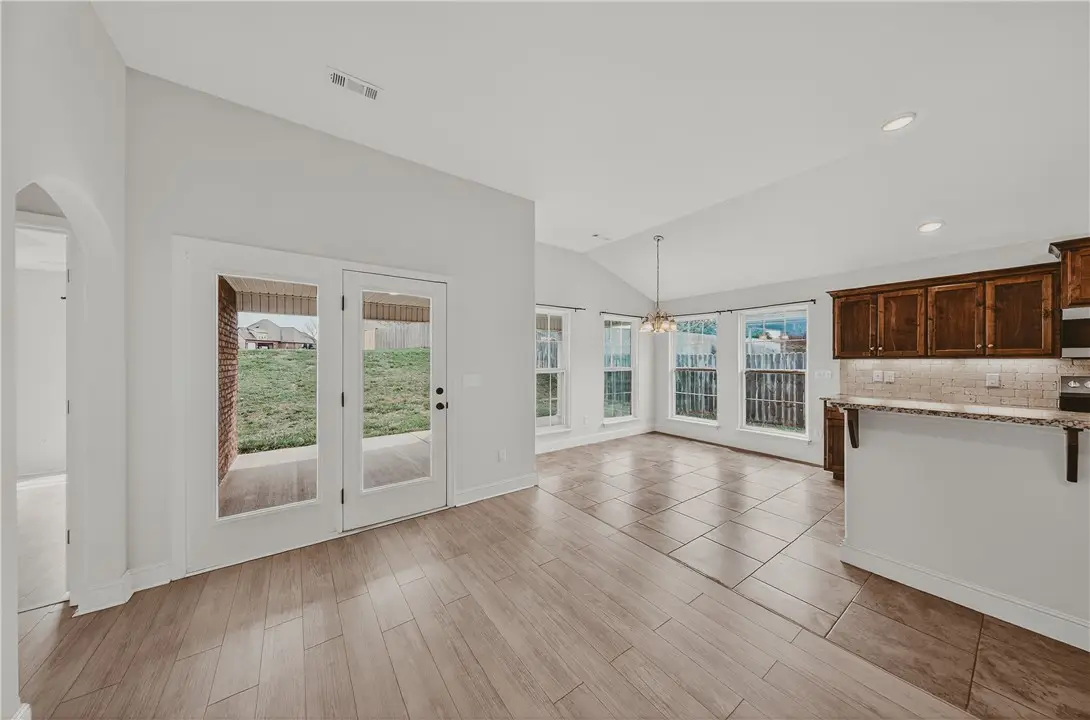 611 Arkansas Black, Centerton, AR 72712 - #1