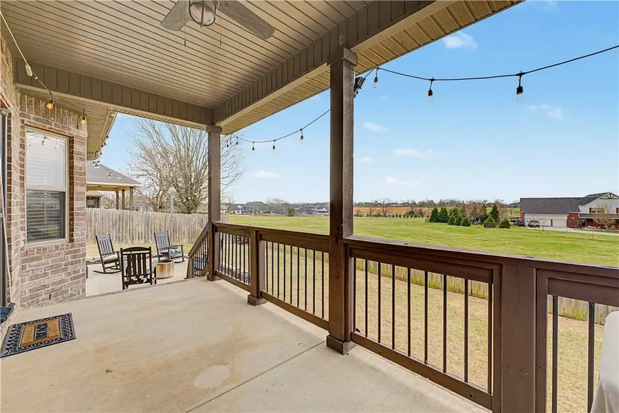 1425 S Hampton Xing, Cave Springs, AR 72718 - #3