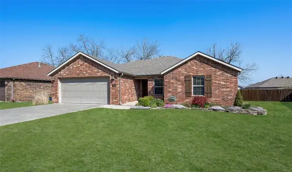 688 Olivia Lane, Centerton, AR 72719