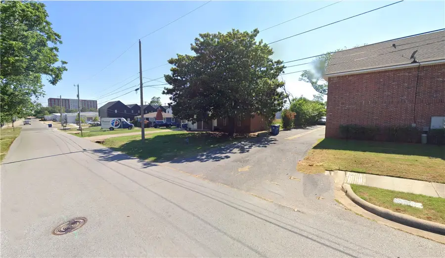 504 SW E Street, Bentonville, AR 72712 - #3