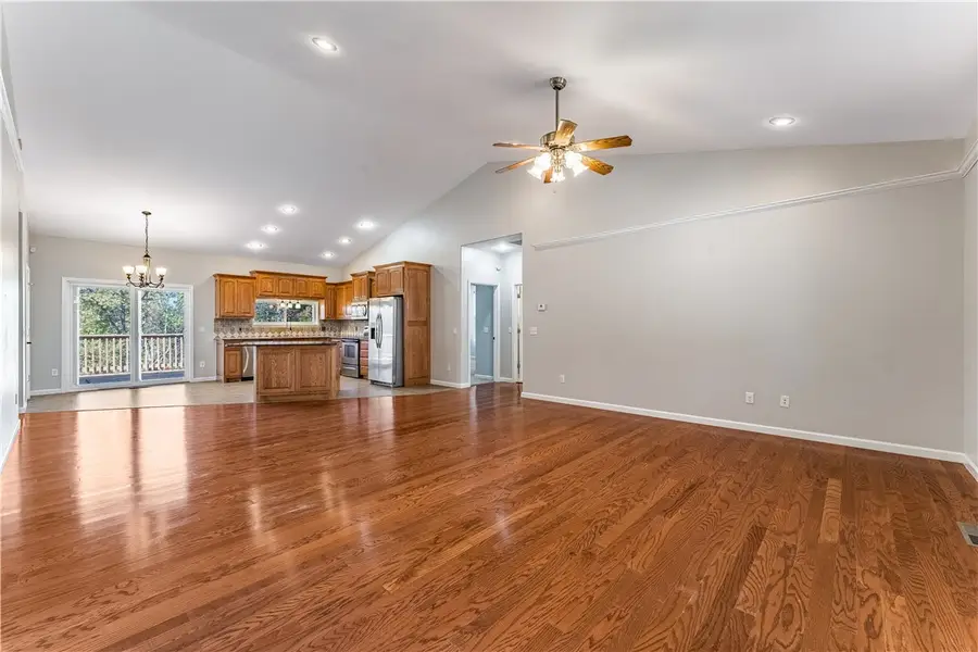 6 N Cheshnut Drive, Bella Vista, AR 72714 - #2