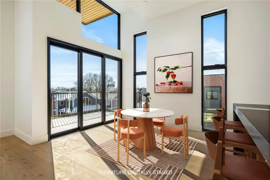 905 SE 4th Street, Bentonville, AR 72712 - #3