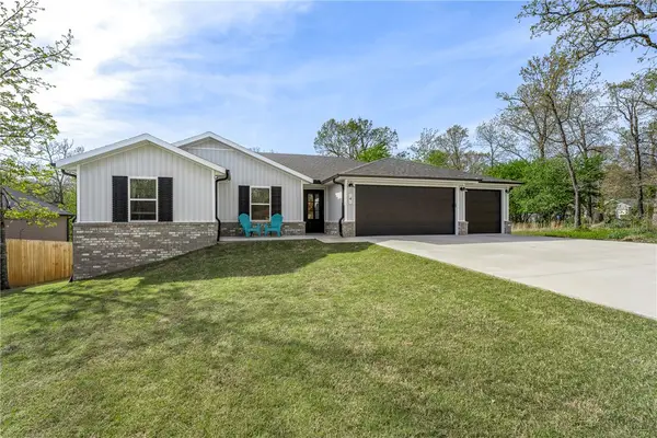 4 Roxburgh Lane, Bella Vista, AR 72715