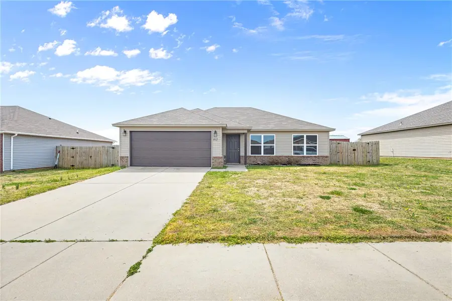 817 NW 67th Avenue, Bentonville, AR 72713 - #3