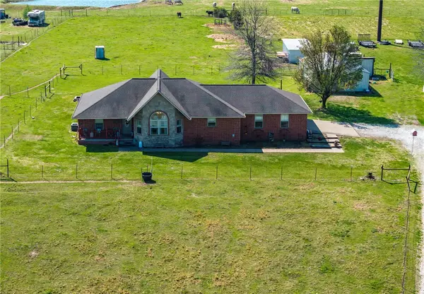 20219 Nicodemus Church Road, Siloam Springs, AR 72761