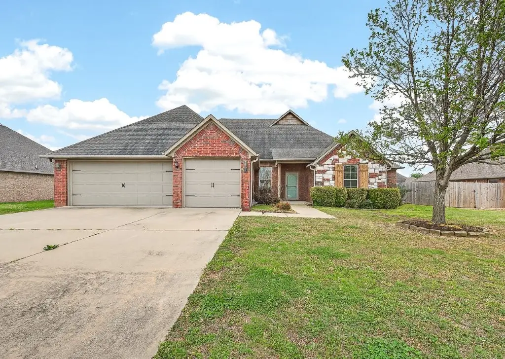 3807 SW Roundstone Boulevard, Bentonville, AR 72713 - #1