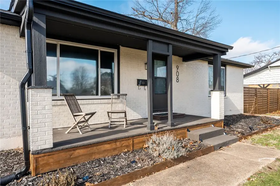 908 N 9th Street, Rogers, AR 72756 - #2