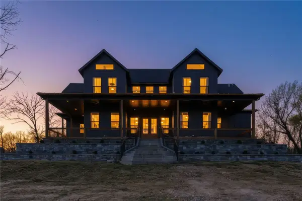 21665 Griggs Road, Springdale, AR 72762