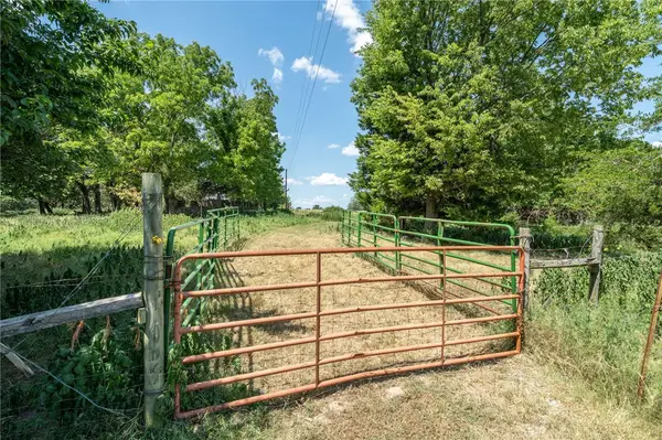 Hunton Lane, Lincoln, AR 72744