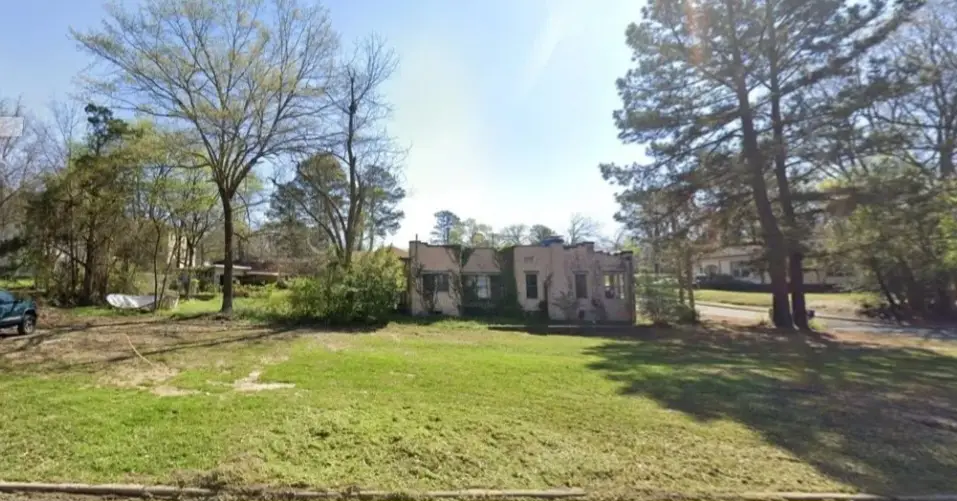 407 NW Agee Avenue, Camden, AR 71701 - #1