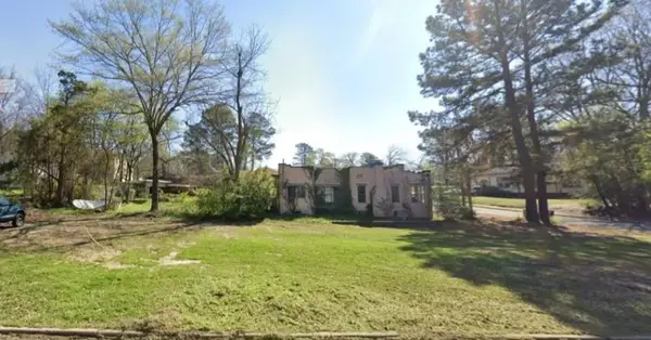 407 NW Agee Avenue, Camden, AR 71701