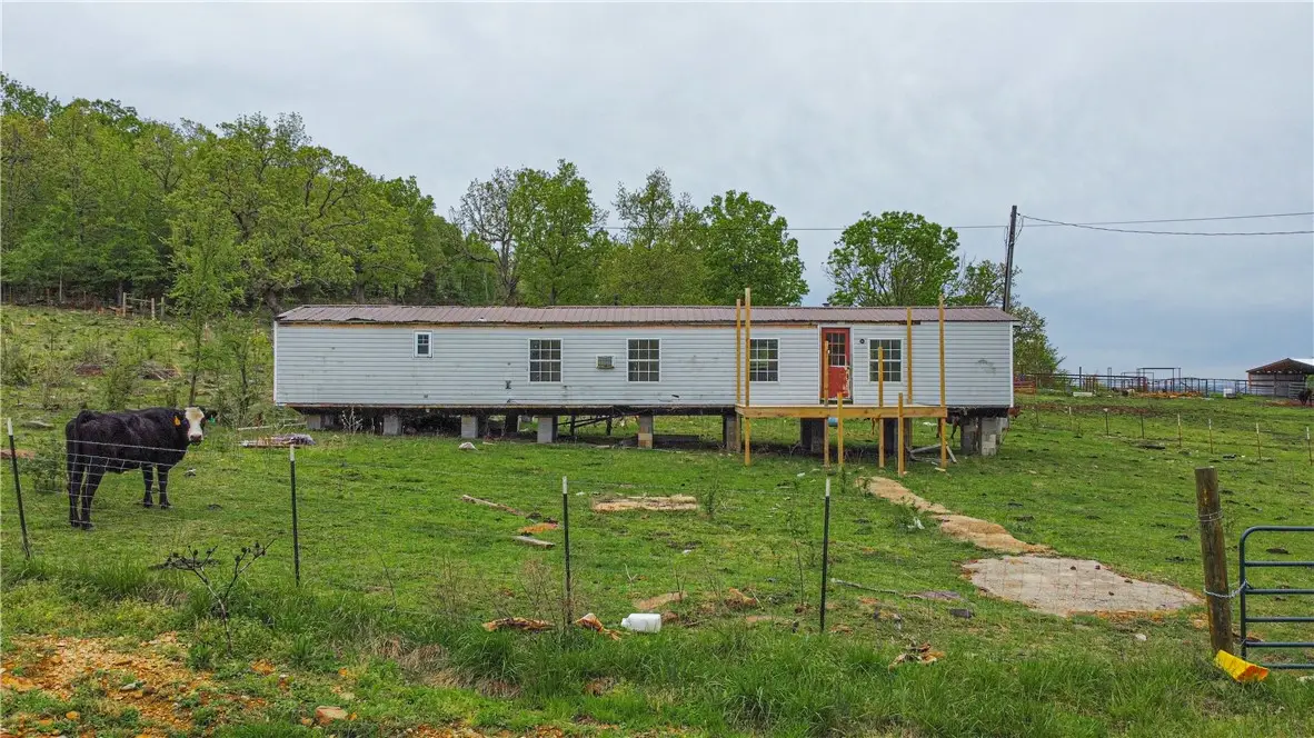 1085 County Road 723, Huntsville, AR 72740 - #1