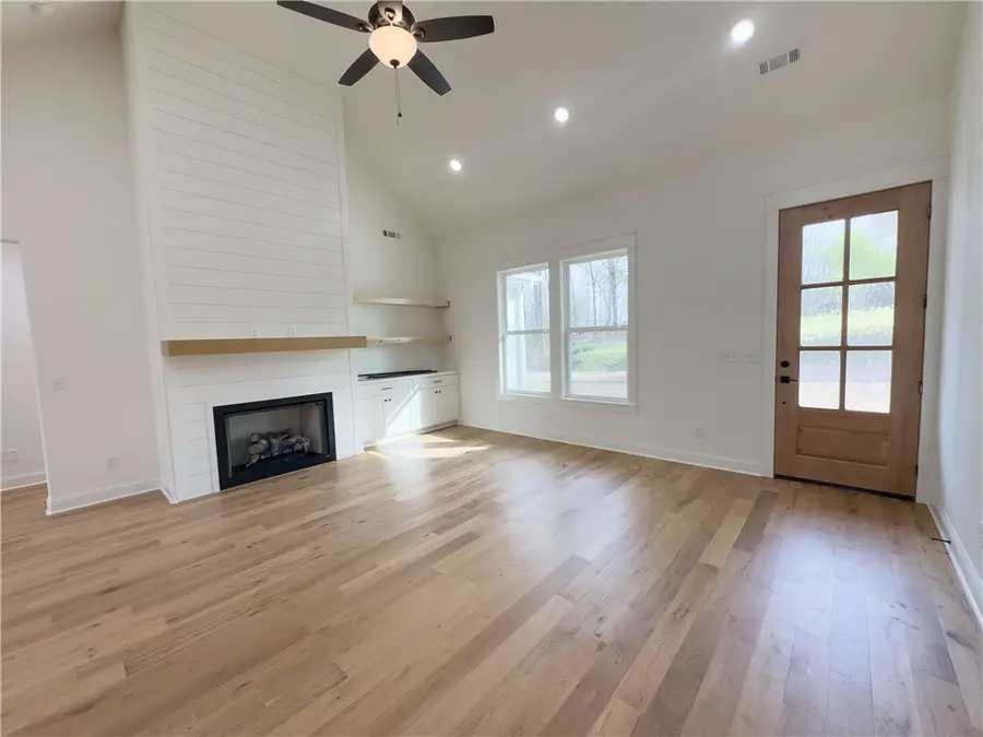 34 Newburgh Drive, Bella Vista, AR 72715 - #2