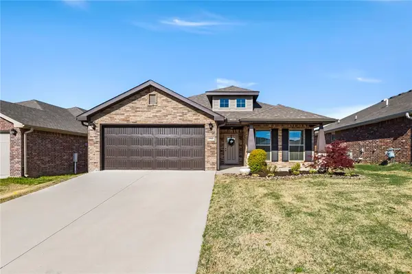 5905 Ettie May Street, Bentonville, AR 72713