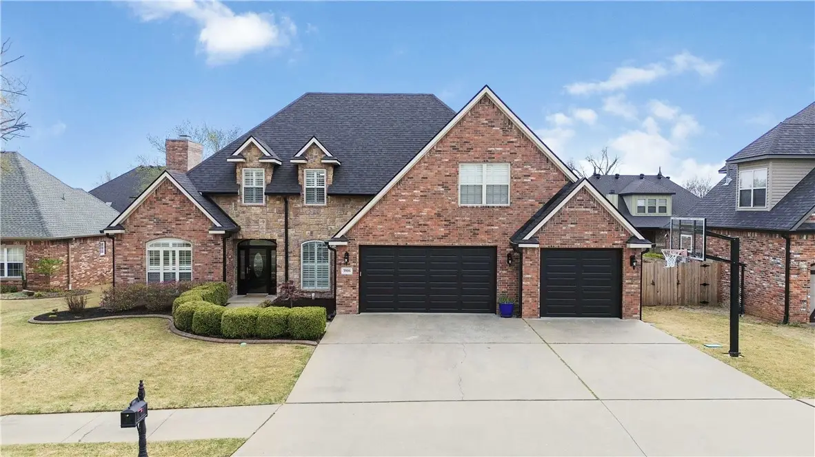 3906 NW Kensington Avenue, Bentonville, AR 72712 - #1