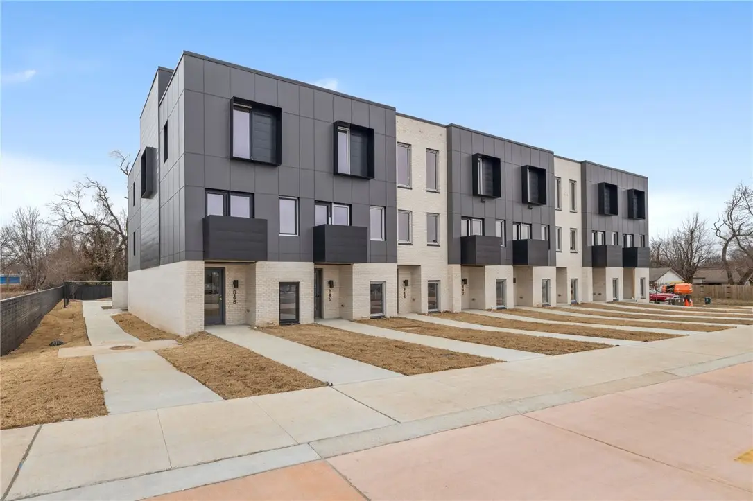 836 SE 8th Street, Bentonville, AR 72712 - #1