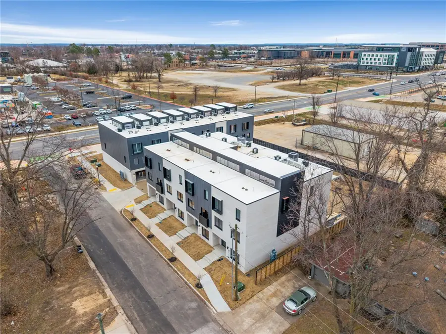 836 SE 8th Street, Bentonville, AR 72712 - #2