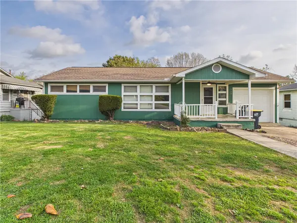 713 Sunset Lane, Harrison, AR 72601