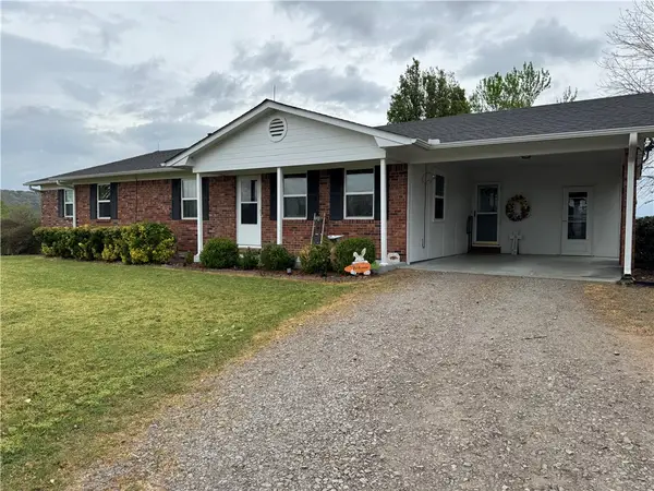 111 Grady Lane, Russellville, AR 72802