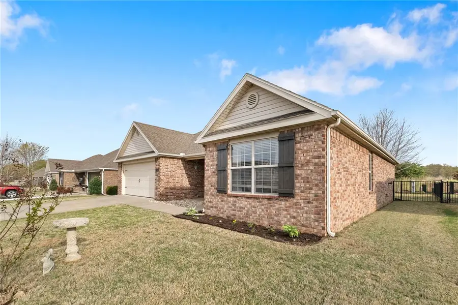 2350 Bunker Lane, Farmington, AR 72730 - #2