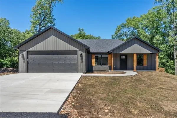 7 Bowmore Circle, Bella Vista, AR 72715