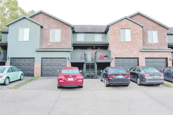 763 W Sandy Beach Lane, Fayetteville, AR 72703