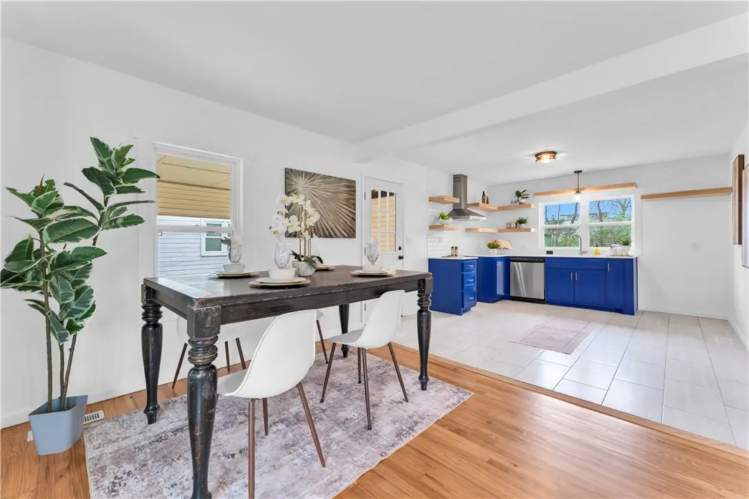 9 W Montgomery Street, Fayetteville, AR 72701 - #1