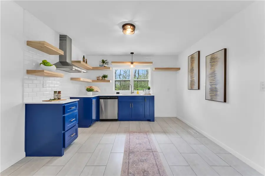 9 W Montgomery Street, Fayetteville, AR 72701 - #3