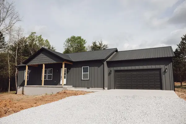 290 W Blue Jay, Diamond City, AR 72601