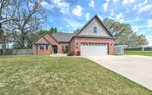 1806 Sandpiper Avenue, Lowell, AR 72745