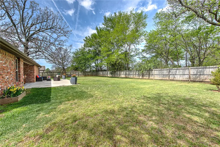 1806 Sandpiper Avenue, Lowell, AR 72745 - #3