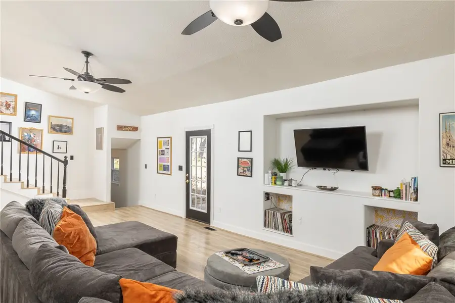 1716 Rayview Drive, Fayetteville, AR 72703 - #3