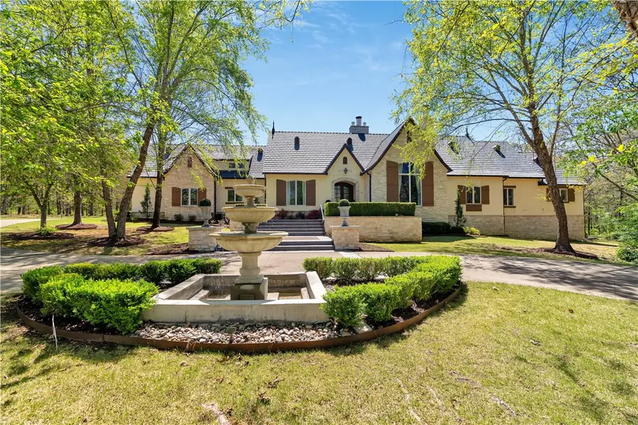 2375 E Farr Lane, Fayetteville, AR 72703 - #2