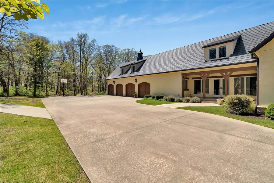 2375 E Farr Lane, Fayetteville, AR 72703 - #3