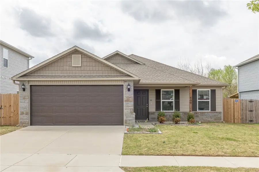 899 Sparrow, Fayetteville, AR 72701 - #2