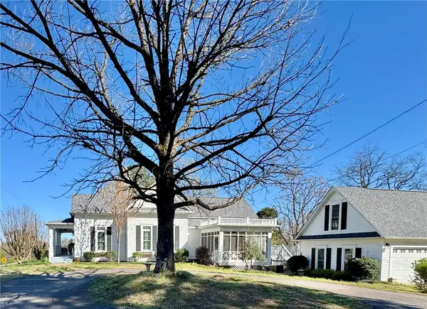 105 SW 3rd Street, Atkins, AR 72823