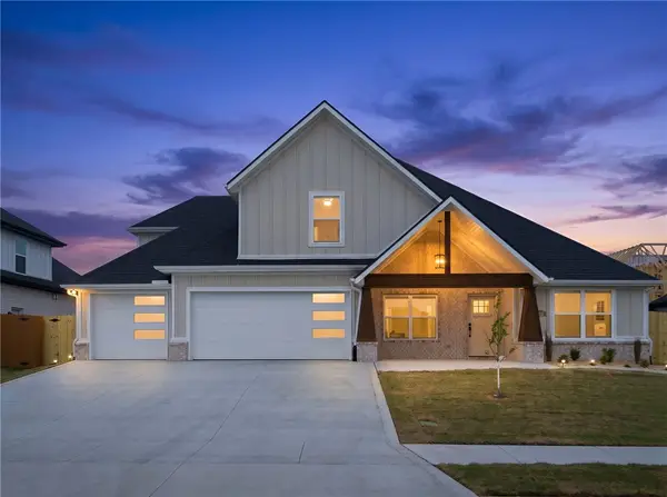 310 Bronco Street, Centerton, AR 72719