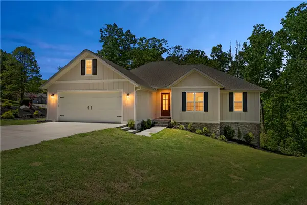 1 Brecknock Circle, Bella Vista, AR 72714