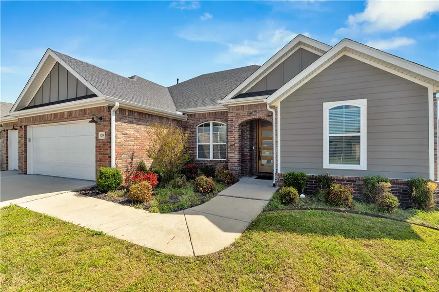 1234 Cassia Street, Tontitown, AR 72762 - #3