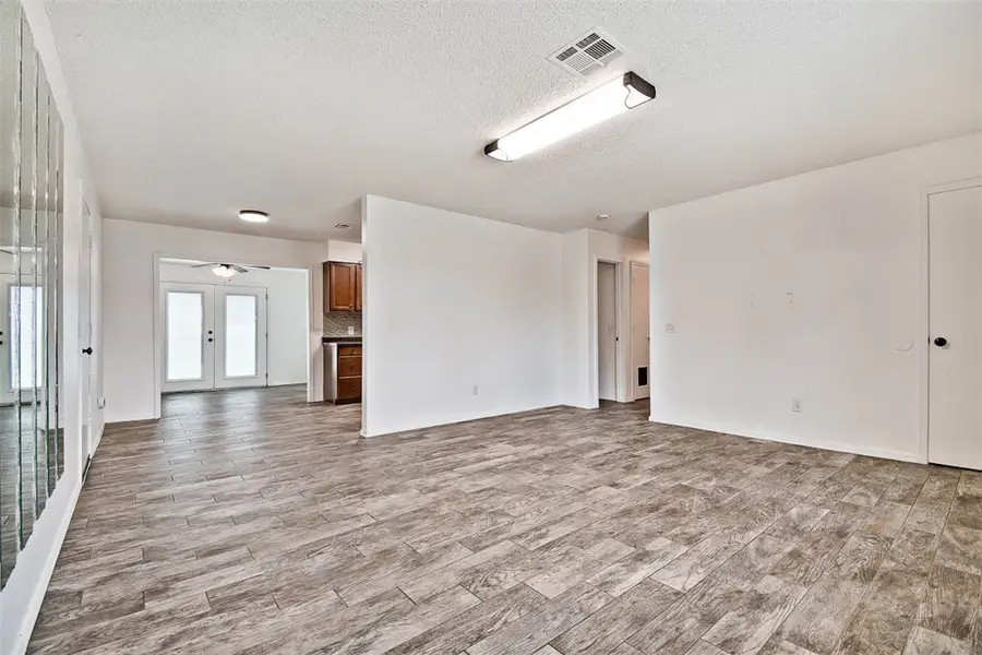 610 SE 10th Street, Bentonville, AR 72712 - #3