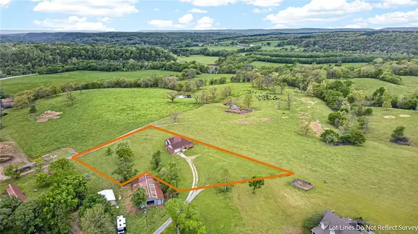 16839 Fletcher Road, Fayetteville, AR 72704