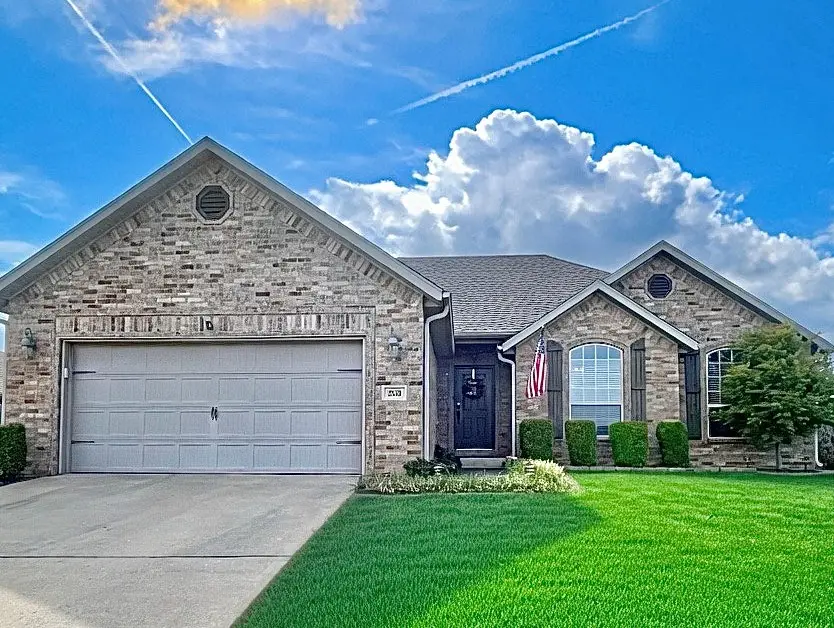 208 Mcdaniel Street, Lowell, AR 72745 - #1