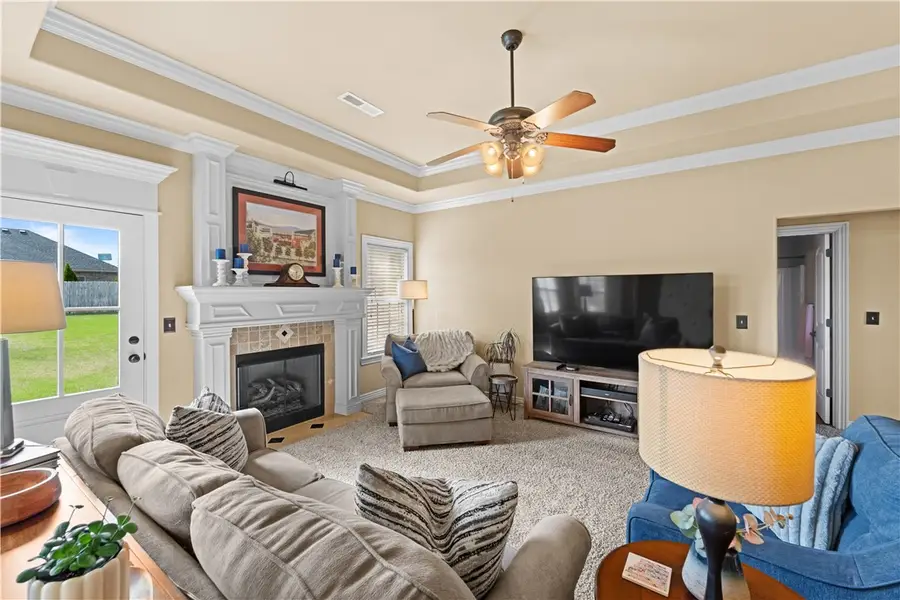 208 Mcdaniel Street, Lowell, AR 72745 - #3