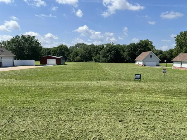 22961 Lawlis Road, Siloam Springs, AR 72761