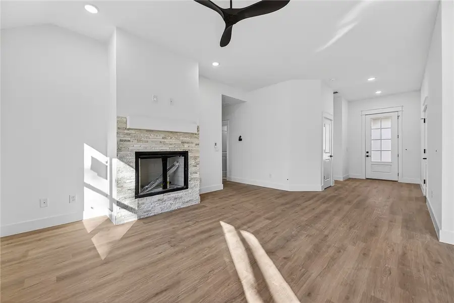 11 Sandgate Drive, Bella Vista, AR 72715 - #3