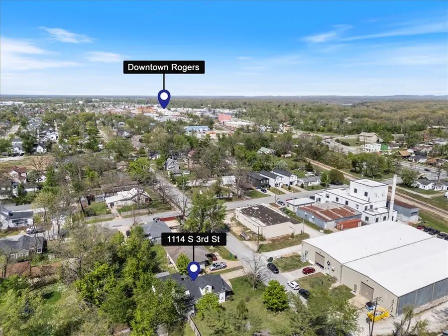1114 S 3rd Street, Rogers, AR 72756 - #3