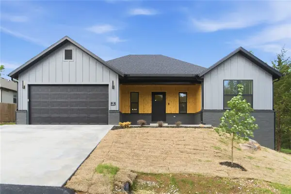 3 Thrasher Lane, Bella Vista, AR 72715