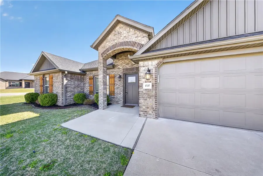 1737 Charismatic Drive, Prairie Grove, AR 72753 - #2