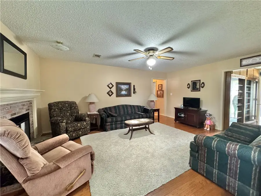 1113 Ashwood Drive, Russellville, AR 72801 - #2