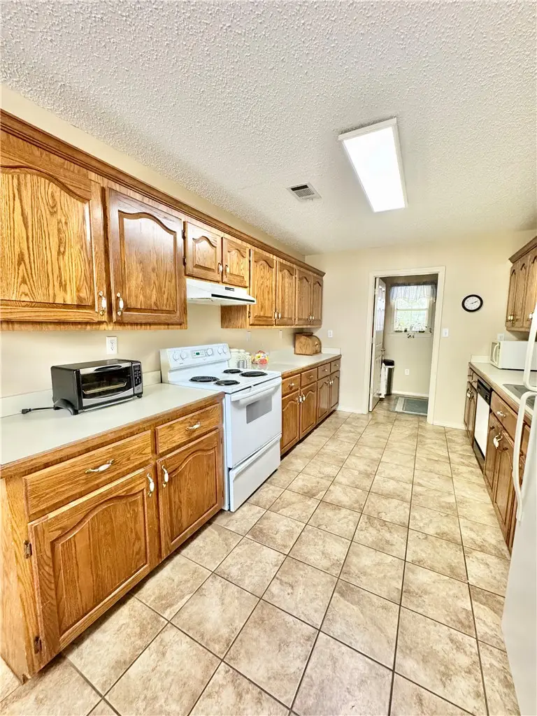 1113 Ashwood Drive, Russellville, AR 72801 - #3